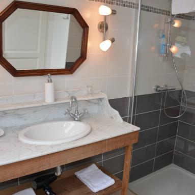 Salle d'eau de la chambre d'hôtes 